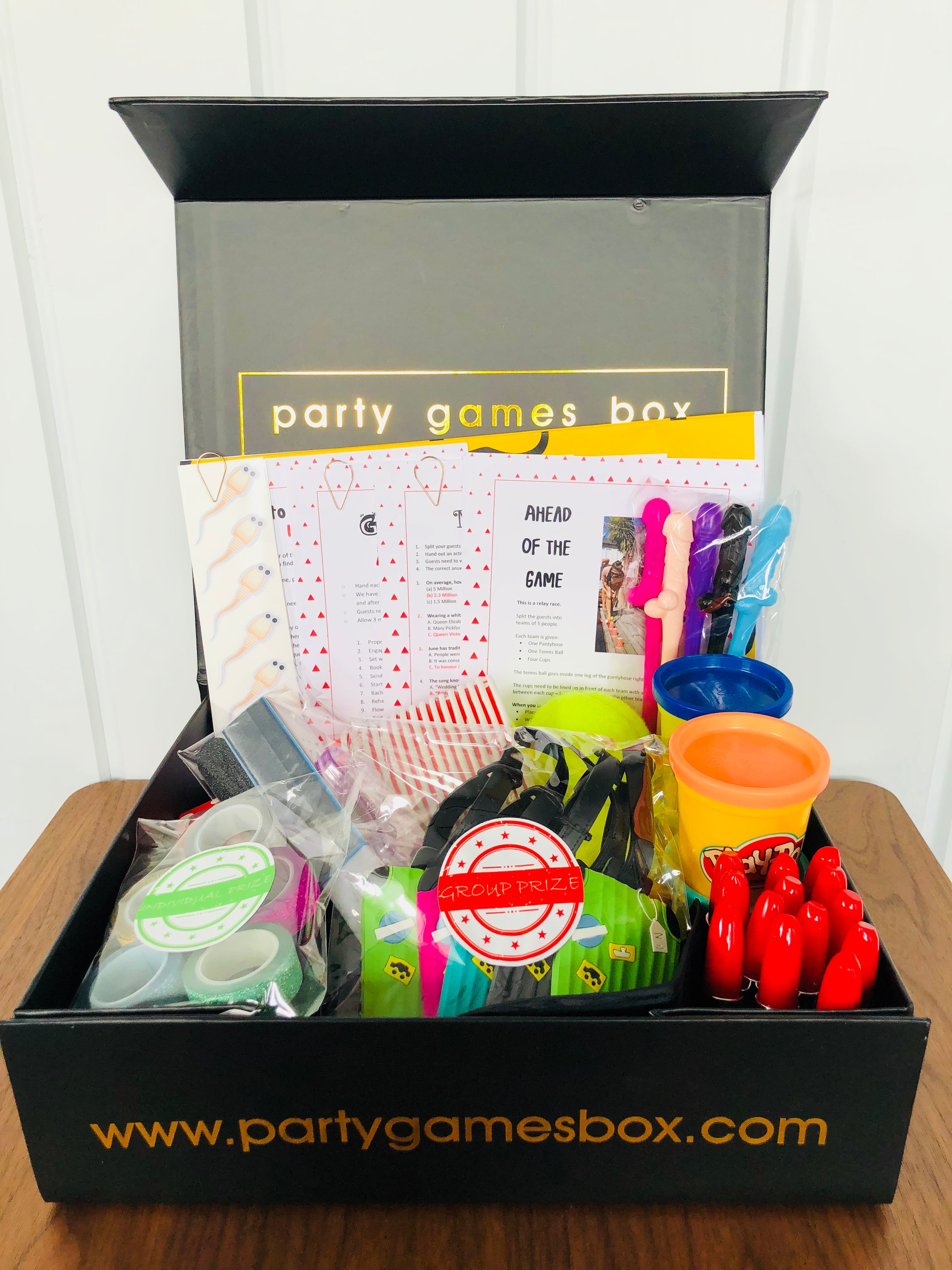 Hens party games box